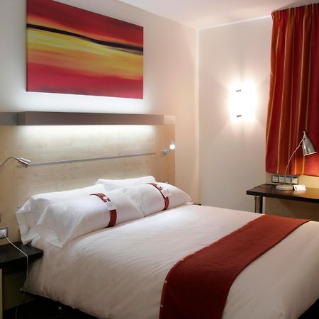 Holiday Inn Express Madrid-Getafe By Ihg Phòng bức ảnh