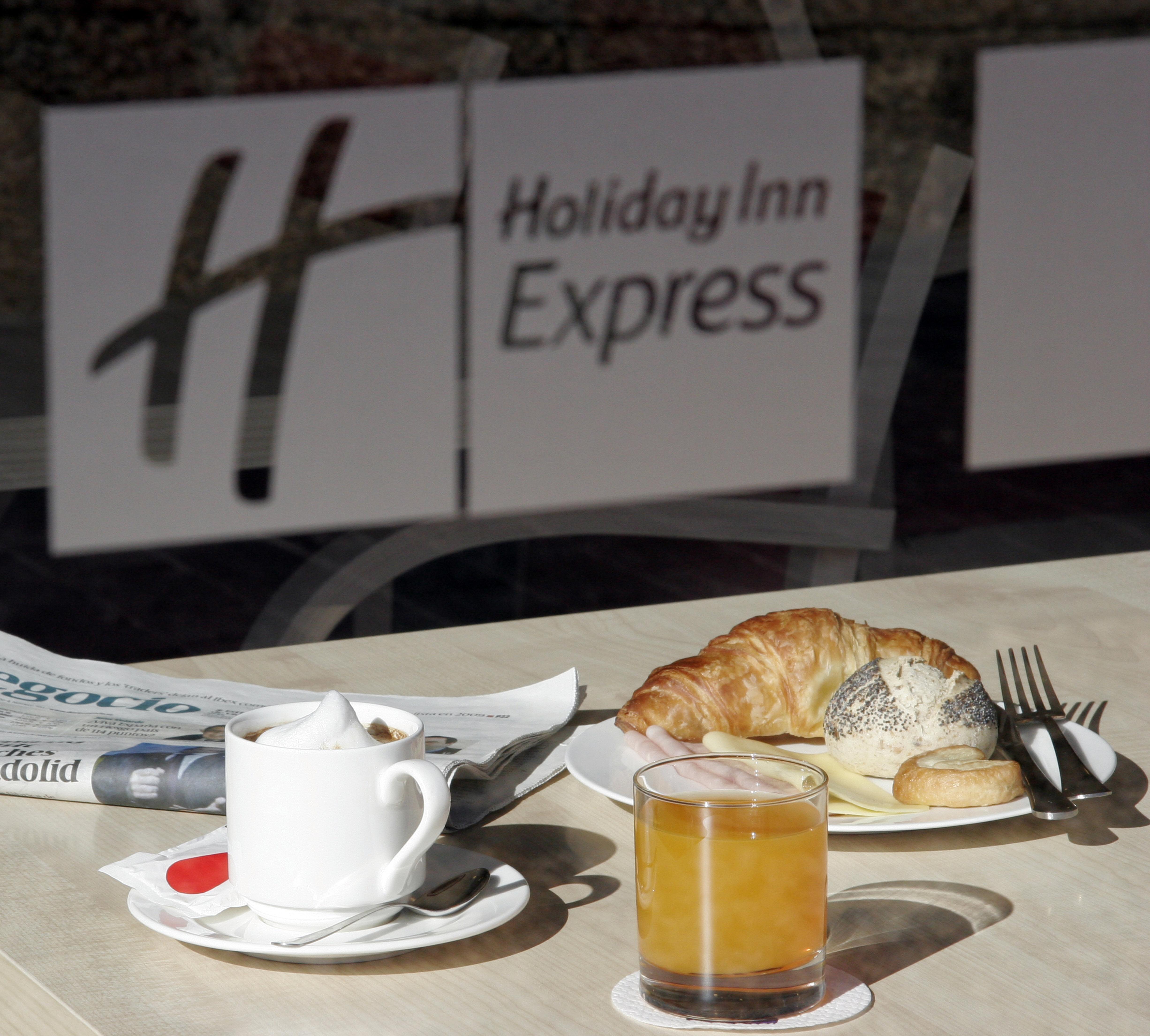 Holiday Inn Express Madrid-Getafe By Ihg Ngoại thất bức ảnh