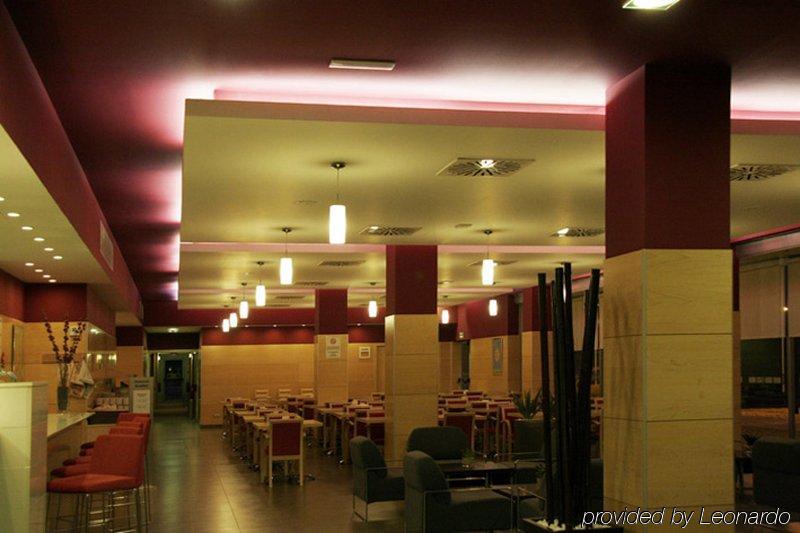 Holiday Inn Express Madrid-Getafe By Ihg Nhà hàng bức ảnh