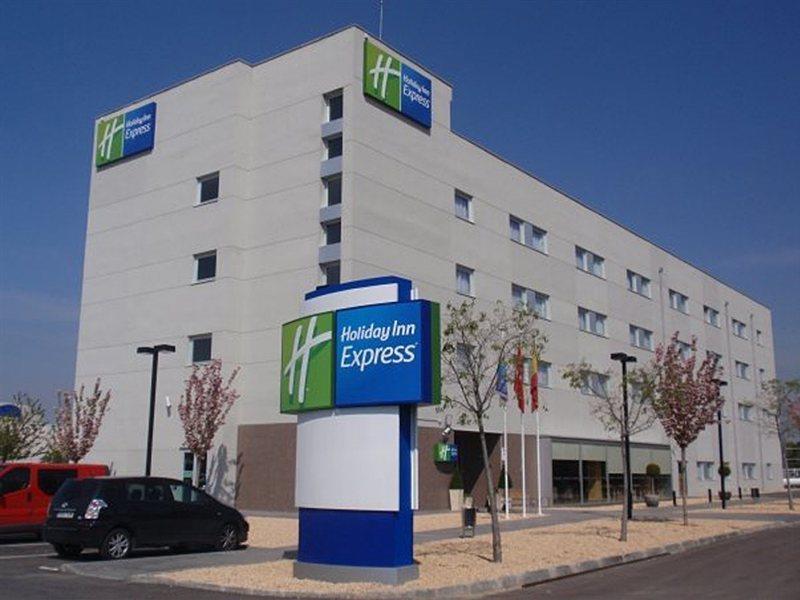 Holiday Inn Express Madrid-Getafe By Ihg Ngoại thất bức ảnh